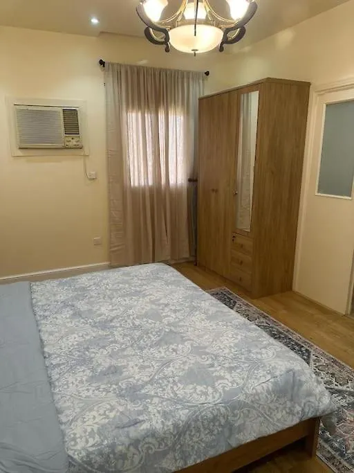 مشرفة الخير غرفة وصالة Apartman Dzsidda