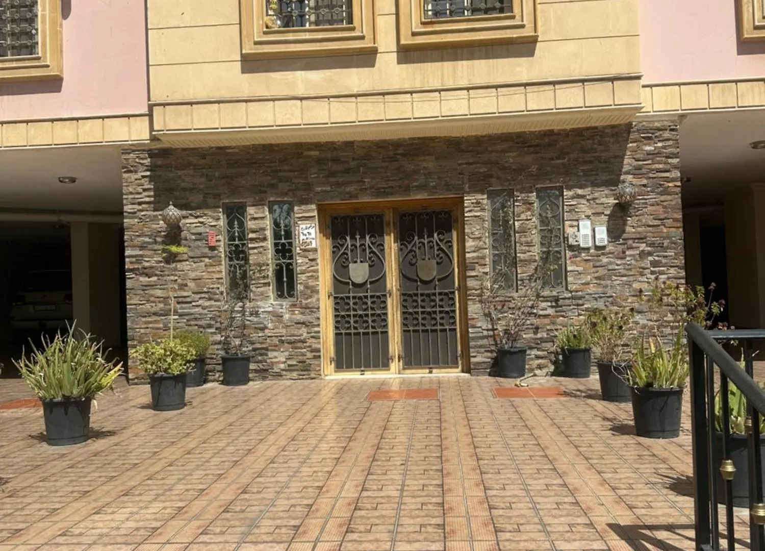 مشرفة الخير غرفة وصالة Apartman Dzsidda Szaúd-Arábia